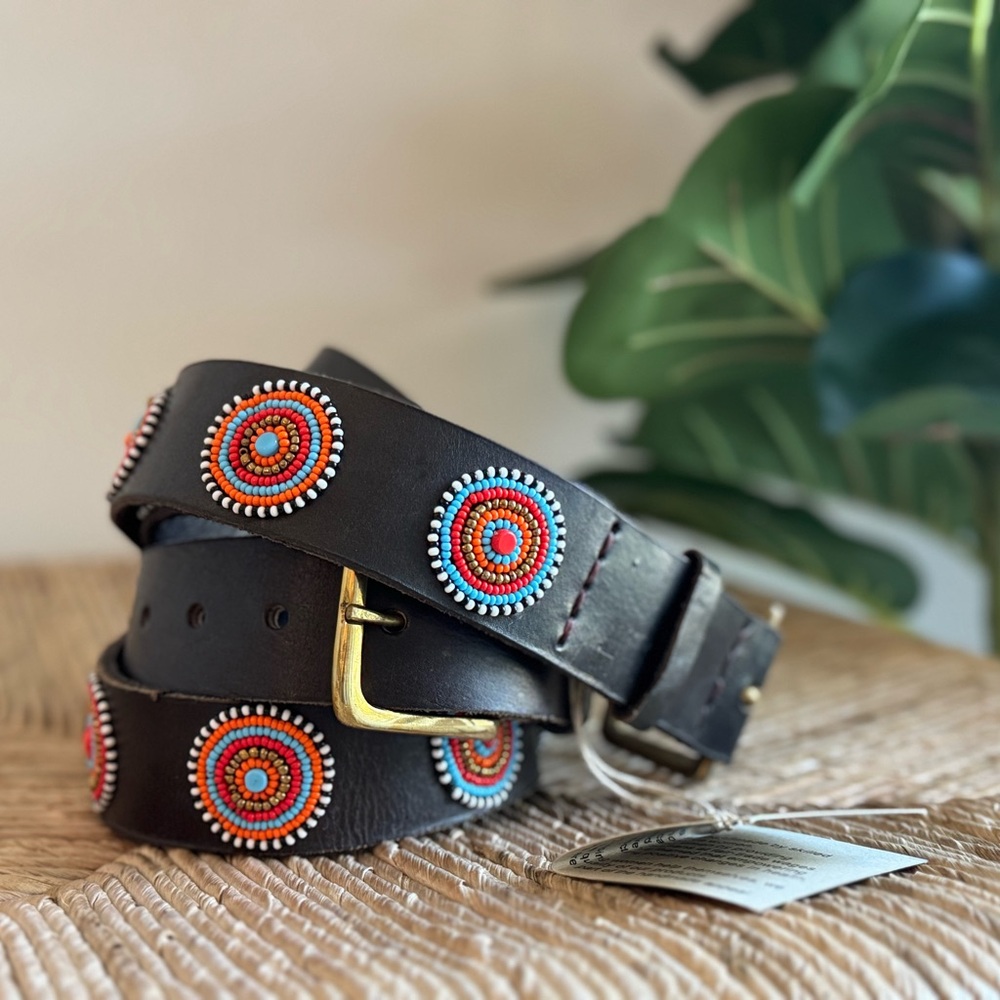 NWT Global Girls Handcrafted Beaded Leather Belt - Black and Multicolor 28 & 30
